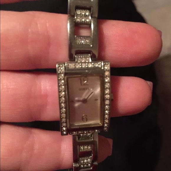 Guess watch - Picture 1 of 4