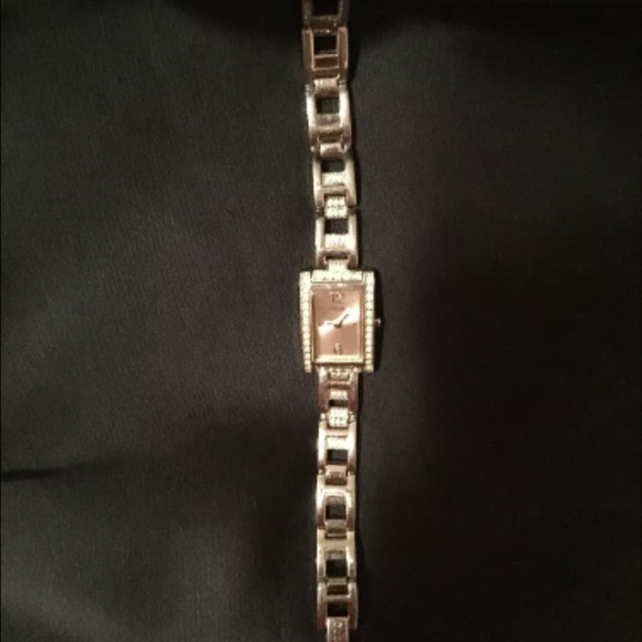 Guess watch - Picture 3 of 4
