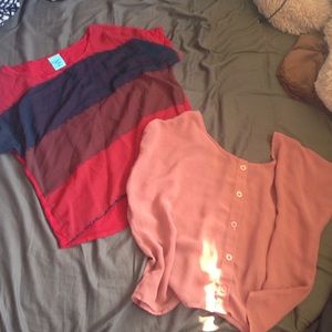 BUNDLE🍓2 nice flowy shirts