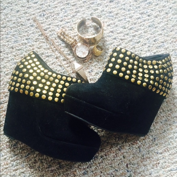 For @mon022 Black Booties