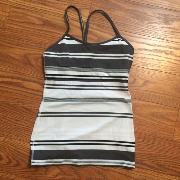 Lulu power y tank size 6 grey and white stripe