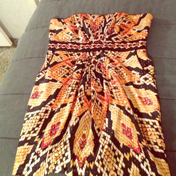 Beautiful night out kind of dress!