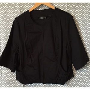 Size 1X a.n.a Black Cropped 1/2 Sleeve Jacket