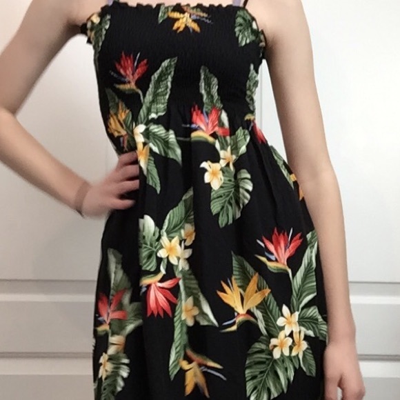 Dresses & Skirts - Hawaiian dress