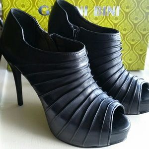 Gianni Bini Charli Pleated Booties