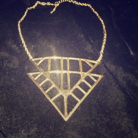 Gold geometric necklace