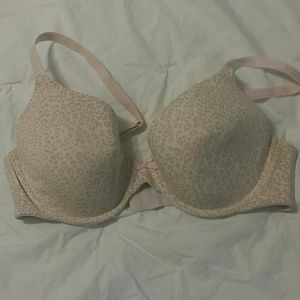 Victoria's Secret 38c bra