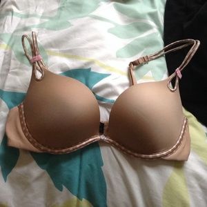 VS sexy little things 32c