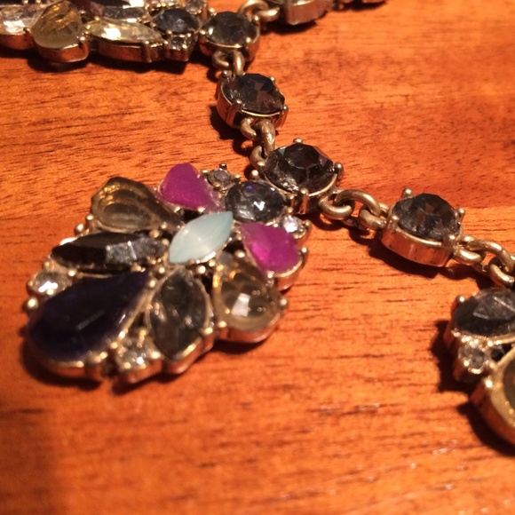 J. Crew mid-length small statement necklace - Picture 2 of 3
