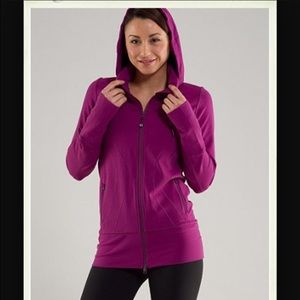Lululemon in stride jacket