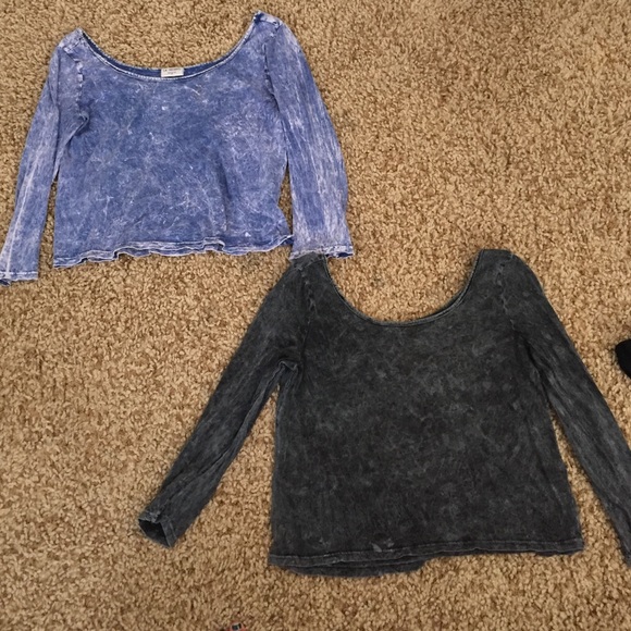 Urban outfitter crop tops!
