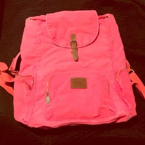 VS pink backpack