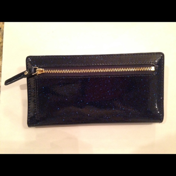 Beautiful glitter bug wallet! - Picture 2 of 4