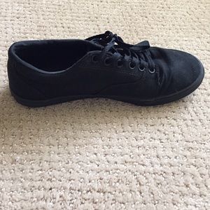Black vans