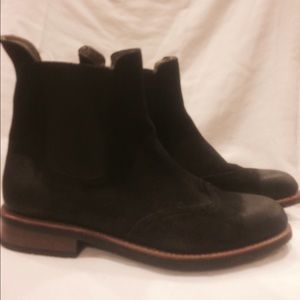 *PERFECT 4 FALL* Suede Wingtip Chelsea Boots