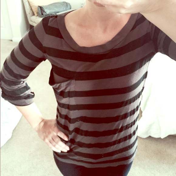 Splendid brand brown & black boat neck tee