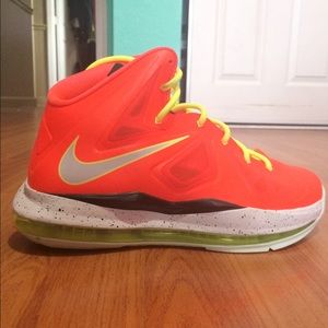 Crimson Nike Lebron x gs