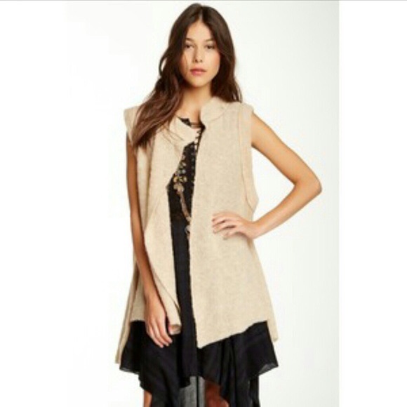 Free People Stand Deliver Cape top vest 🌿SOLD!🌿 - Picture 2 of 2