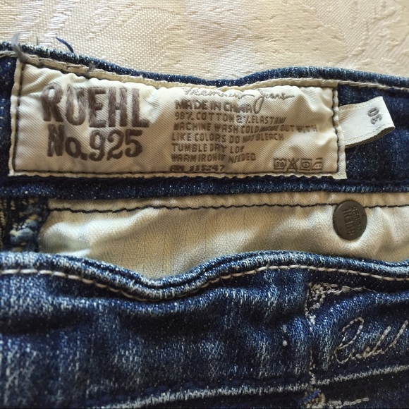 Ruehl No. 925 Fitted Denim Mini skirt With Slit - Picture 3 of 3