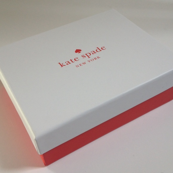 ️NWT Kate Spade Silver Bow Bracelet Bangle - Picture 3 of 3