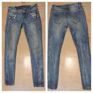 a part has fallen but you can simply sow it on