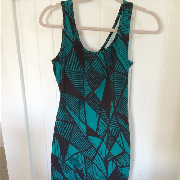 Forever21 green/black dress - Picture 1 of 3