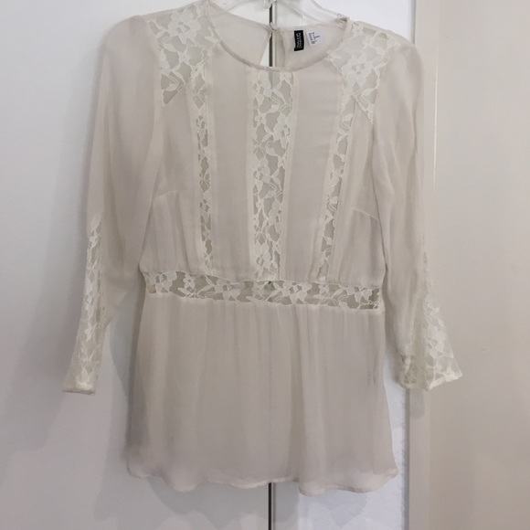 H&m classy sexy white lace top