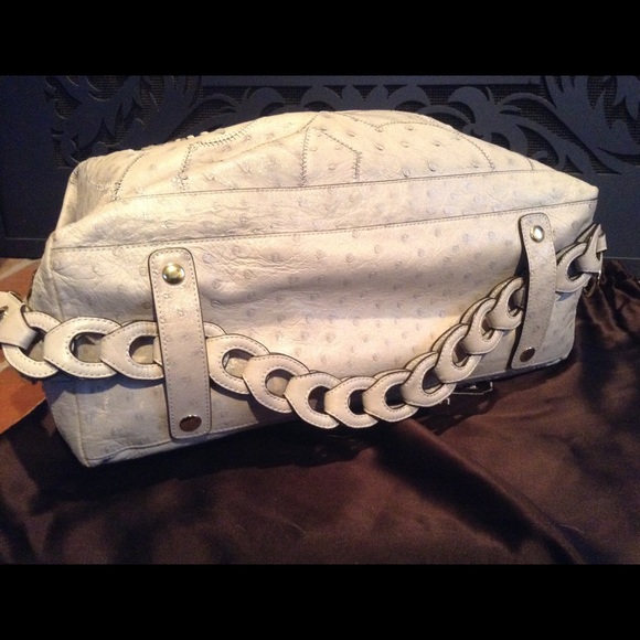 🎉Host Pick 7/27 🎉Coach Auth Ostrich Lthr Sabrina - Picture 4 of 4