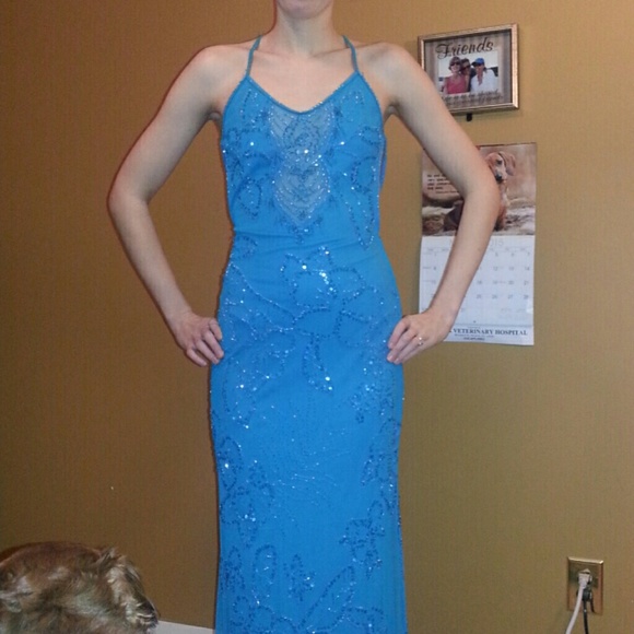 FINAL SALE!!! Beautiful sequin prom dress!