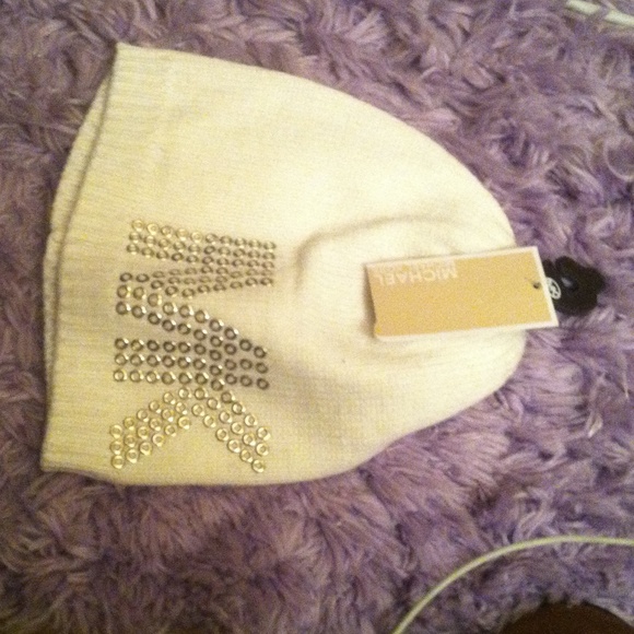 recent mark down White Michael Kors hat