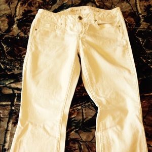 White American eagle jeans