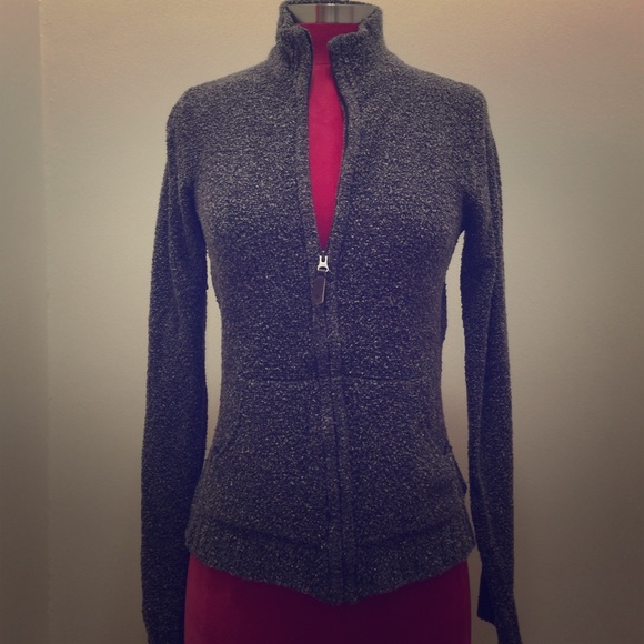 Columbia sweater