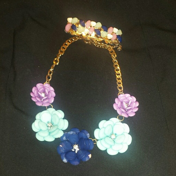 Necklace set