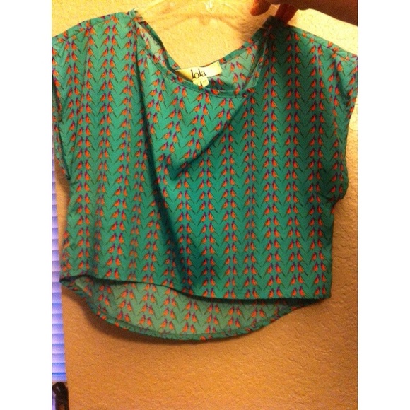 Crop top