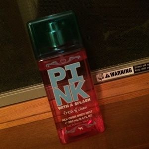 VICTORIAS SECRET PINK fresh and clean perfume