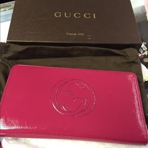 ❌❌SOLD ❌❌ Locally - Gucci Large Wallet