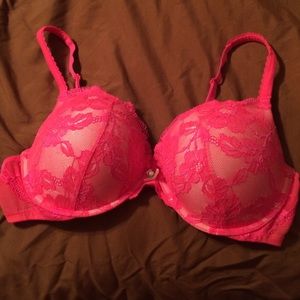 Body by Victoria lace push-up bra 38D