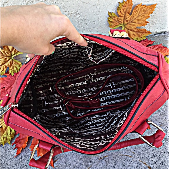 ❗️🚫SOLD❗️Ruby Radiance Handbag - Picture 4 of 4