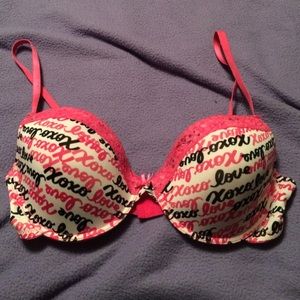 Cute bra.