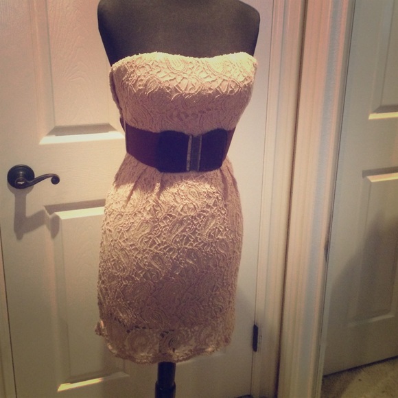 LIGHT BROWN LACE DRESS