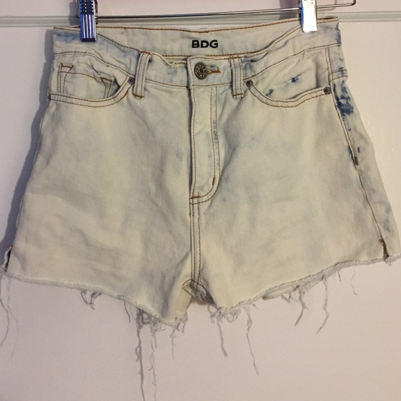 Bleached high waisted BDG shorts