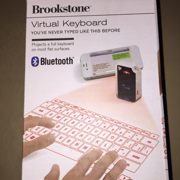 Brookstone virtual keyboard..new..uses Bluetooth!!