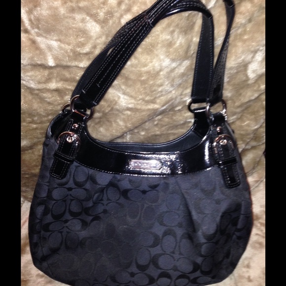 Cute BLACK COACH HANDBAG