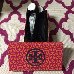 Black and gold Tory Burch flats