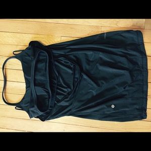 Black strapy Lululemon tank