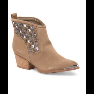 Chinese Laundry Ankle Boots