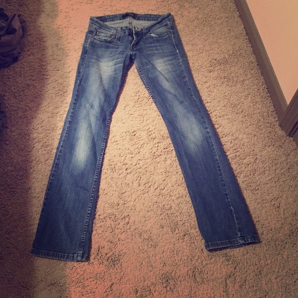 Levi jeans