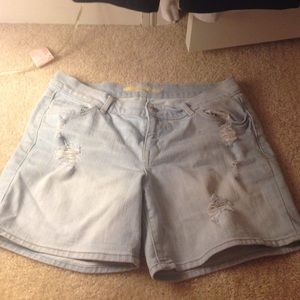 Lightwash Shorts