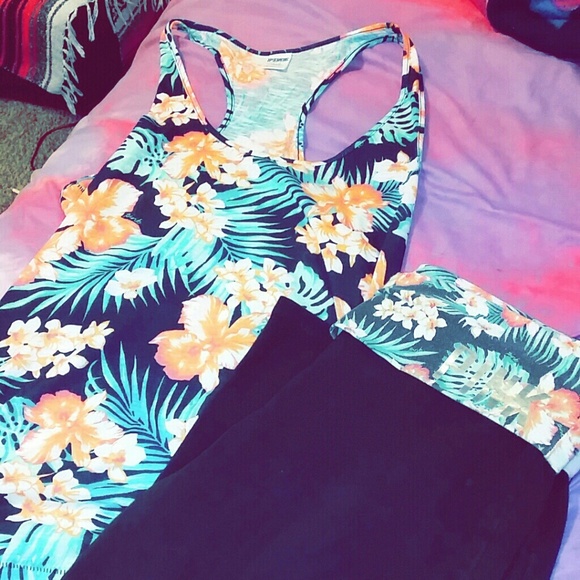 SOLD Yoga & Tank