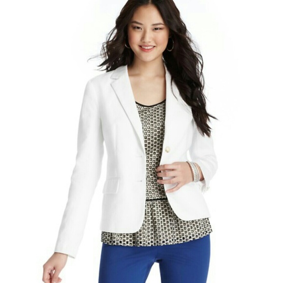 Ann Taylor Loft White Blazer. 1 button & 1 hole